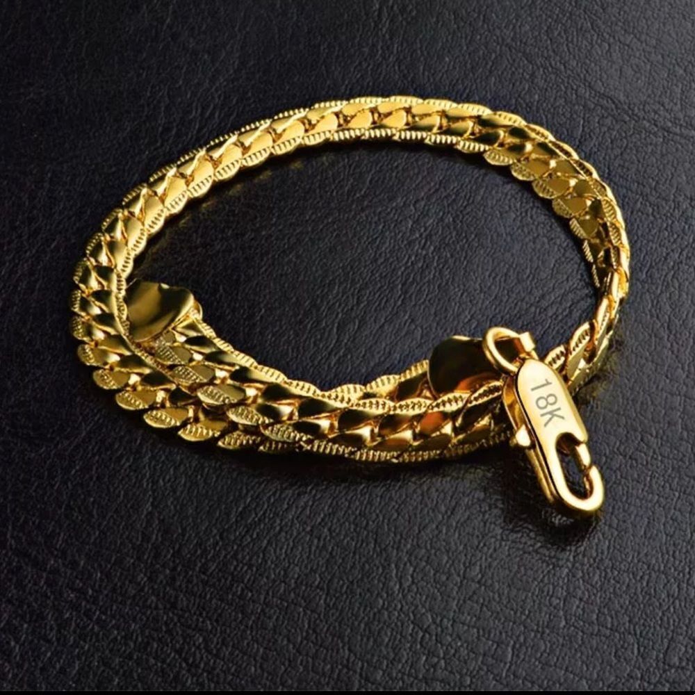 A164 ELEGANT 18K GOLD PLATED WOMENS BRACELET